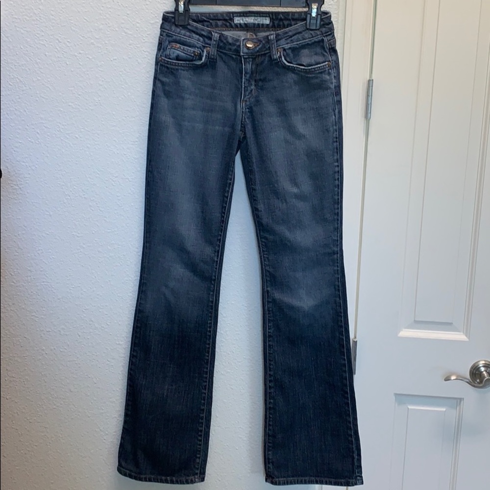 Joes jeans 26 Honey fit dark wash like new